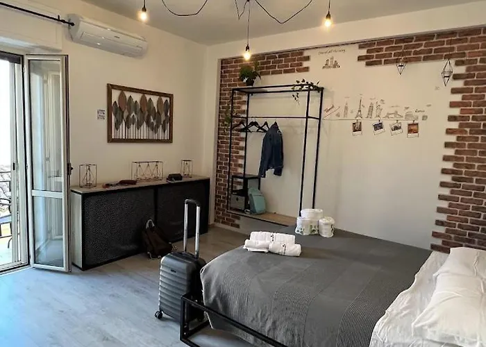 לינה וארוחת בוקר Da Me קרוטונה